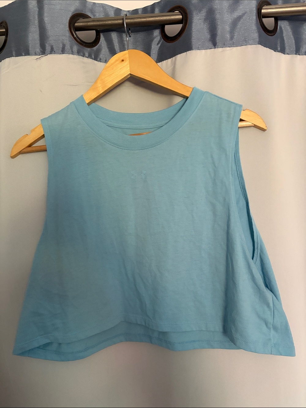 Under Armour Light Blue Cropped Tank - Women's Sleeveless Crew